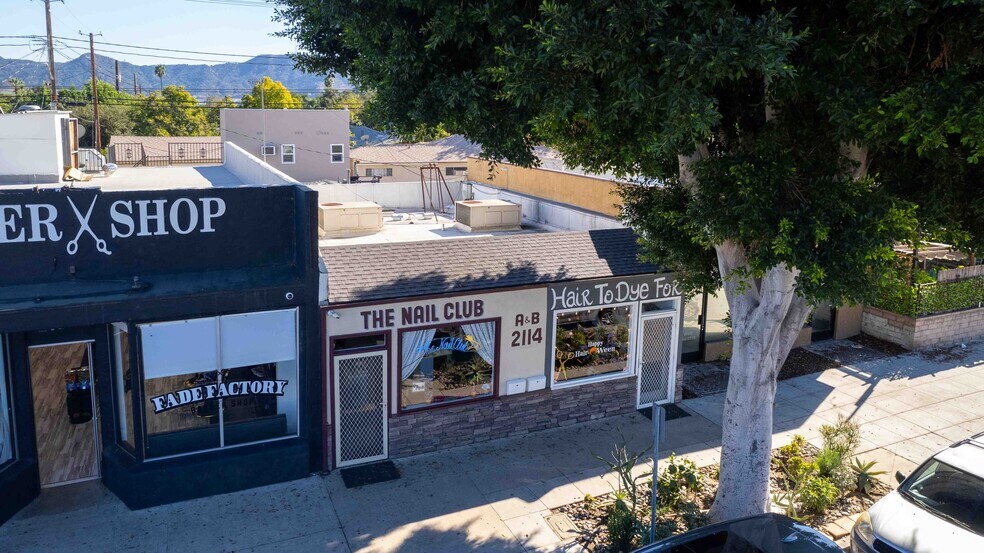 More Photos Of 2114 W Magnolia Blvd, Burbank Storefront For Sale