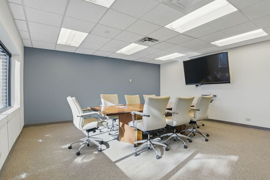 More Photos Of 6070 Greenwood Plaza Blvd, Greenwood Village Office For Sale