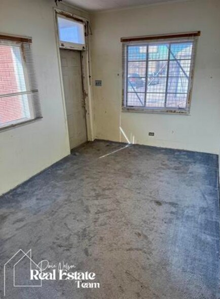 More Photos Of 515 N Lennox St, Casper Industrial For Sale