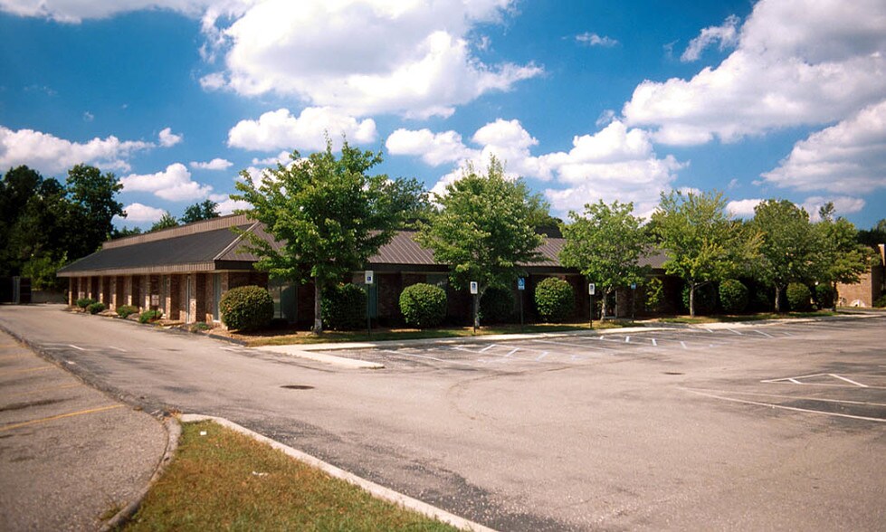 More Photos Of 28237 Orchard Lake Rd, Farmington Hills Office For Lease