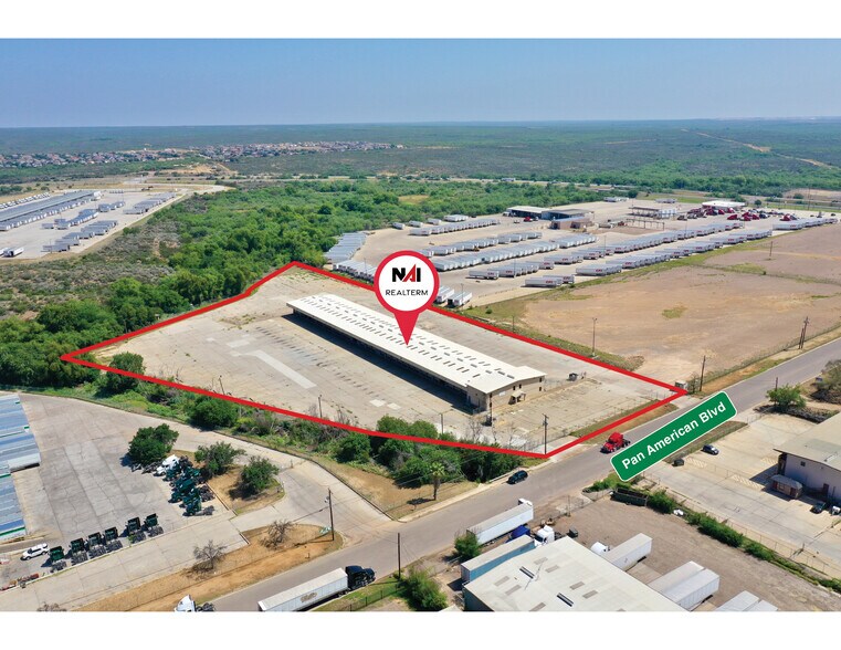 More Photos Of 4410 Pan American Blvd, Laredo Warehouse For Lease