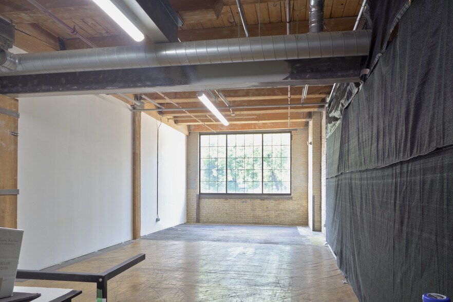 More Photos Of 755 Prior Ave N, Saint Paul Research And Development For Lease