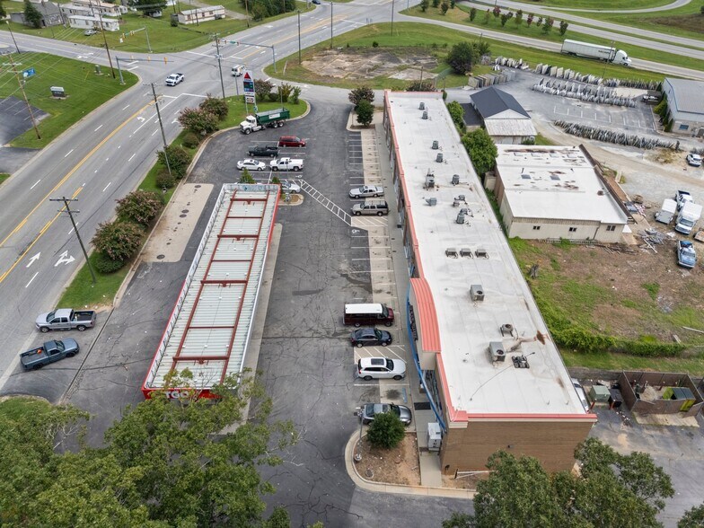 More Photos Of 3512 E Martin Luther King Jr Dr, High Point Convenience Store For Lease