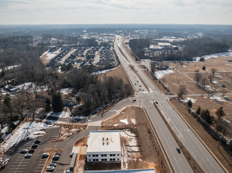 More Photos Of 5900 Scotland Rd, Greensboro Office For Lease