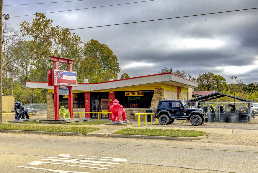 Primary Photo Of 3412 Washington St, Vicksburg Freestanding For Sale