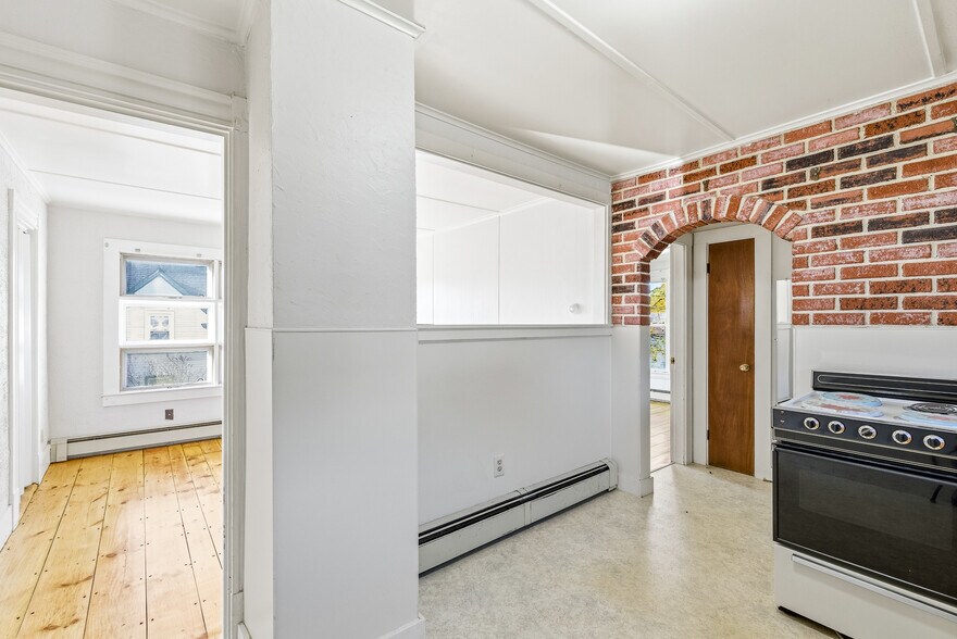 More Photos Of 51 Chestnut St, Rochester Apartments For Sale