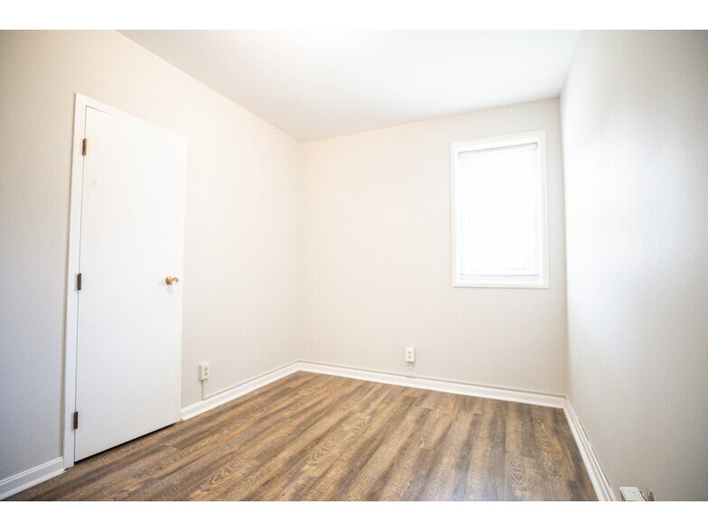 More Photos Of 1805 Dixie Hwy, Louisville Apartments For Sale