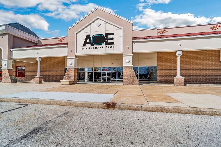 More Photos Of 845-967 E Lancaster Ave, Downingtown Unknown For Lease