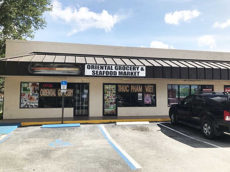More Photos Of 3355-3365 Lake Worth Rd, Palm Springs Storefront Retail Office For Lease