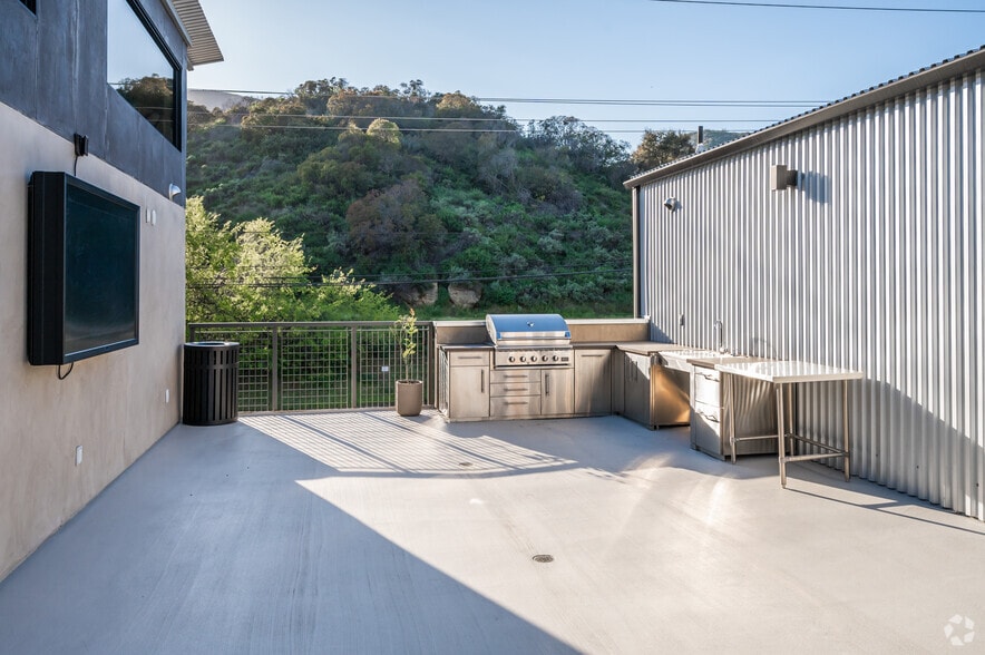 More Photos Of 20412 Laguna Canyon Rd, Laguna Beach Apartments For Sale