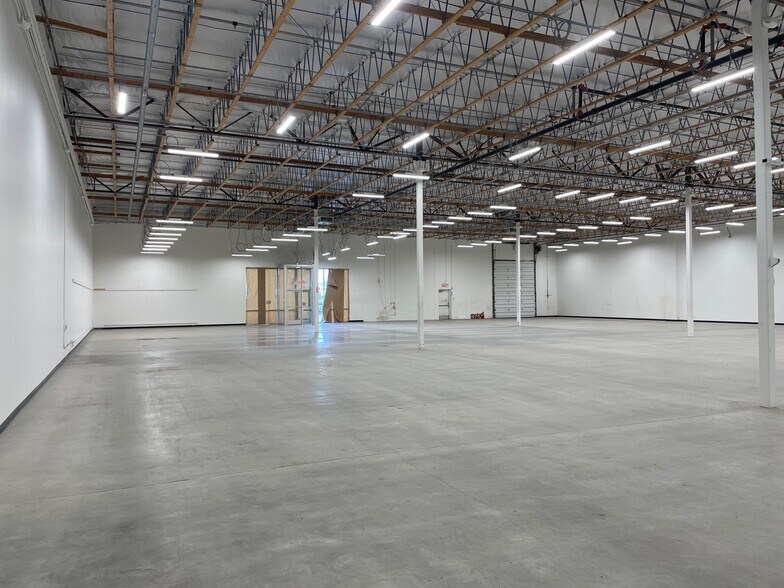 More Photos Of 4630 E Sprague Ave, Spokane Showroom For Sale