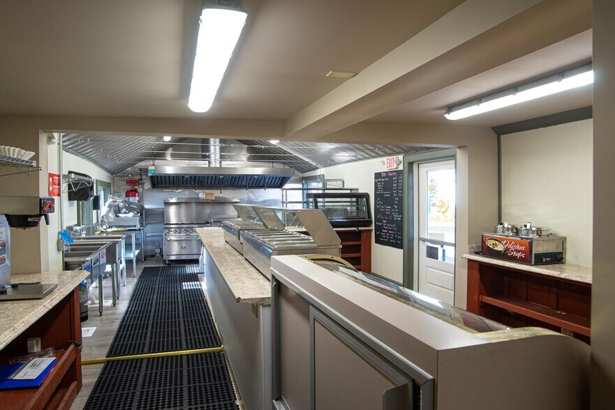 More Photos Of 82 Western Ave, Brattleboro Restaurant For Sale
