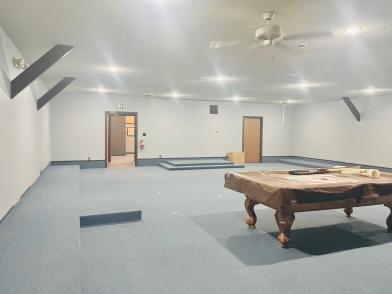 More Photos Of 210 Home Ave, Churubusco Office Residential For Sale