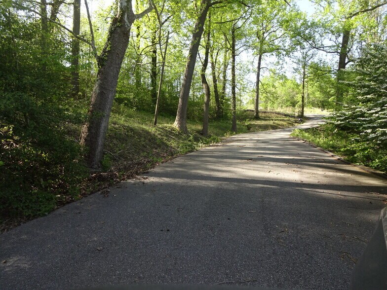 More Photos Of 1863 Oakridge Dr, Charleston Land For Sale