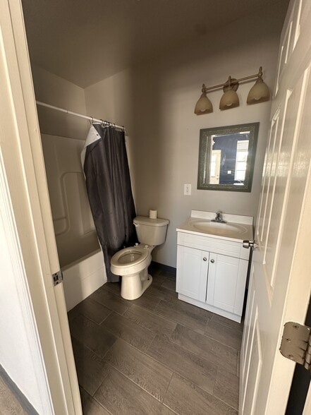 More Photos Of 7327 Hixson Pike, Hixson Self Storage For Lease