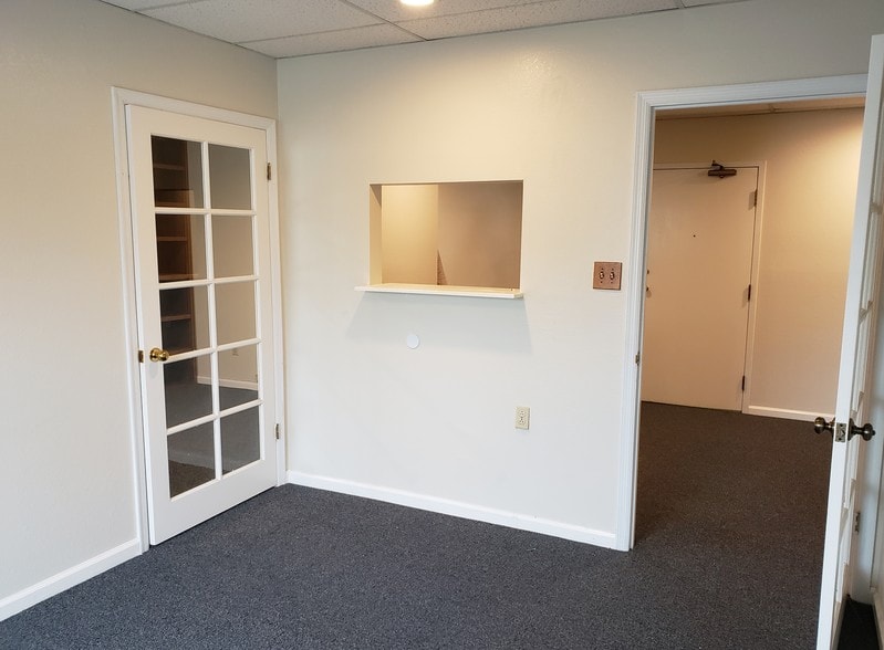 More Photos Of 1090 Adams St, Benicia Loft Creative Space For Lease