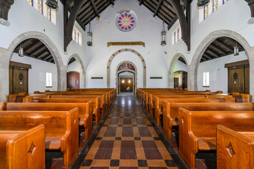 More Photos Of 6300 Minnesota Ave, Saint Louis Religious Facility For Sale