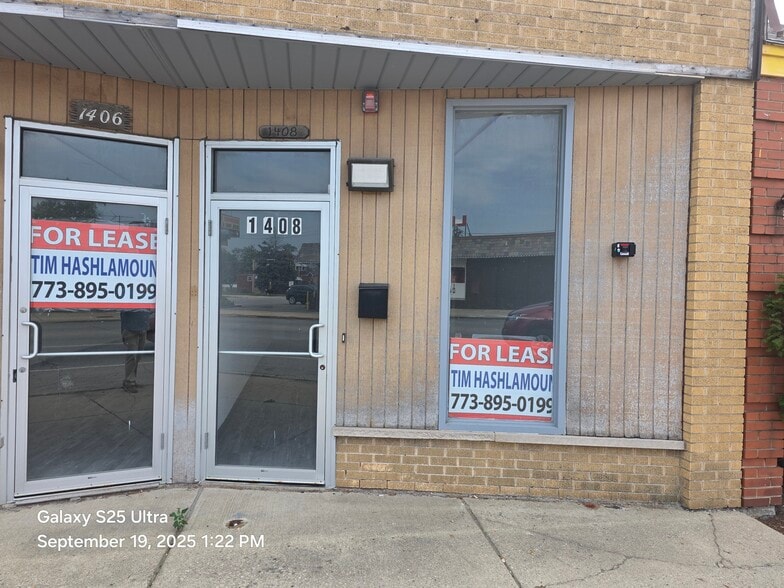 Primary Photo Of 1406 W Roosevelt Rd, Broadview Office For Sale