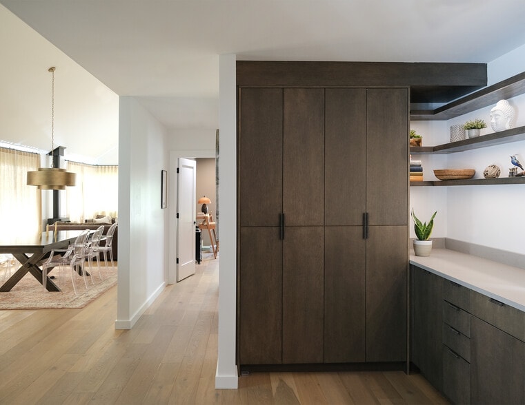 More Photos Of 5932 California Ave SW, Seattle Office Residential For Sale