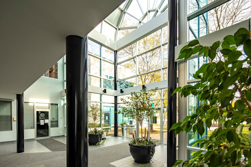 More Photos Of 340 Ferrier St, Markham Office For Lease