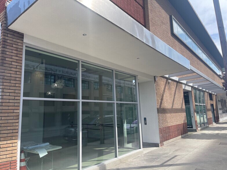 More Photos Of 501-515 Pine Ave, Long Beach Office For Lease