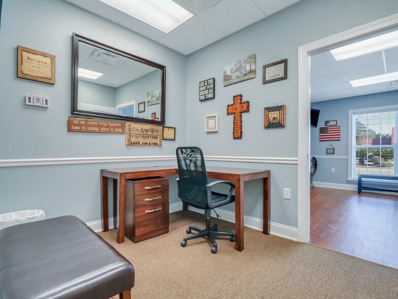 More Photos Of 1453 W Oglethorpe Hwy, Hinesville Office Residential For Lease