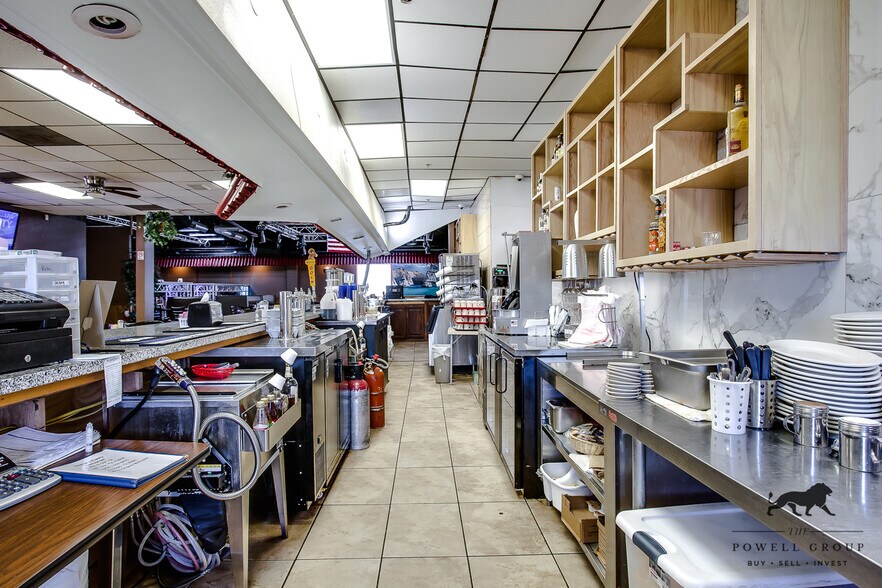 More Photos Of 701 E 50th St, Lubbock Restaurant For Sale