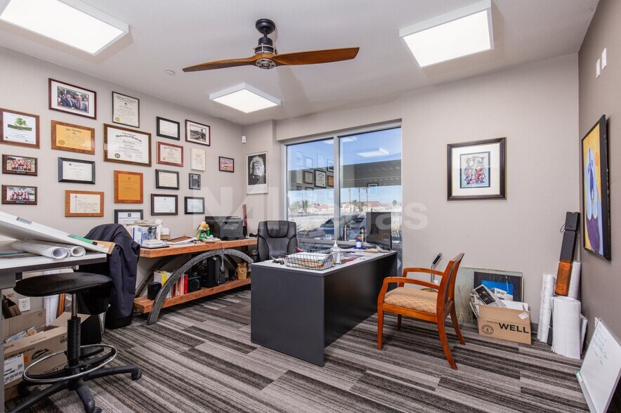 More Photos Of 2645 W Cheyenne Ave, North Las Vegas Research And Development For Sale