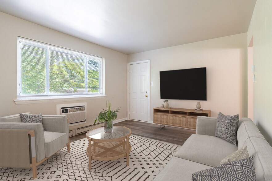 More Photos Of 420 S 21st Ave, Hopewell Apartments For Sale