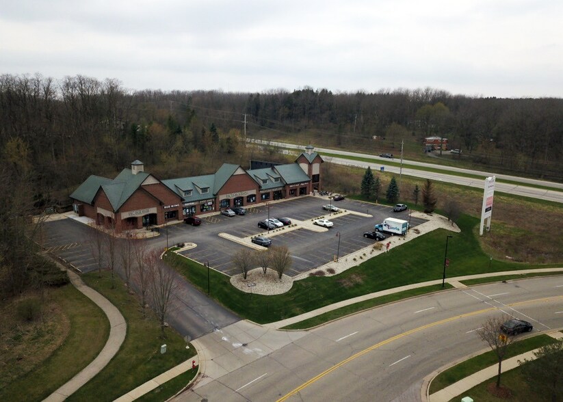More Photos Of 2728-2744 Hillside Dr, Delafield General Retail For Sale