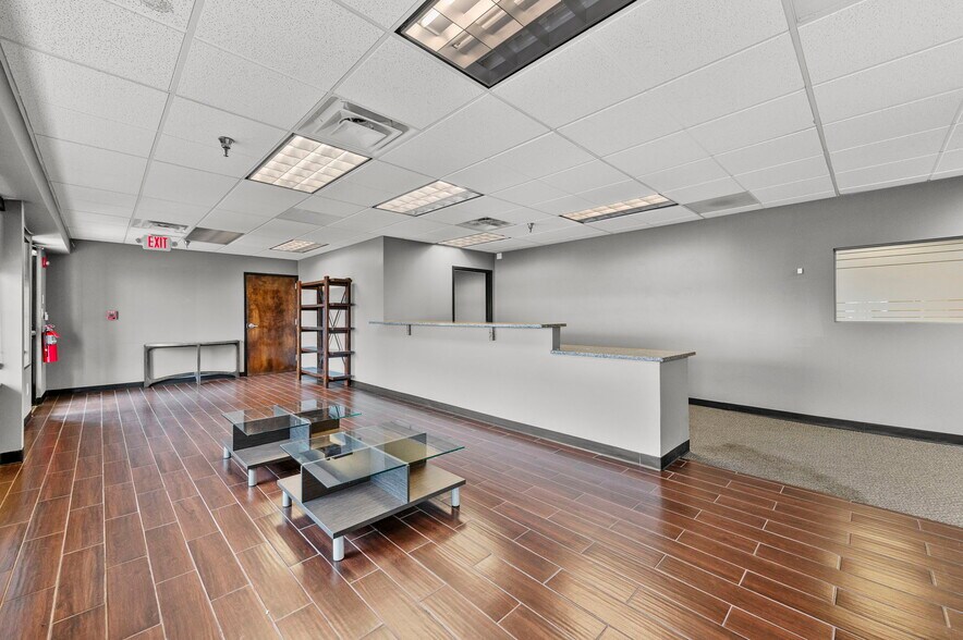 More Photos Of 3730 S Elizabeth St, Independence Medical For Lease