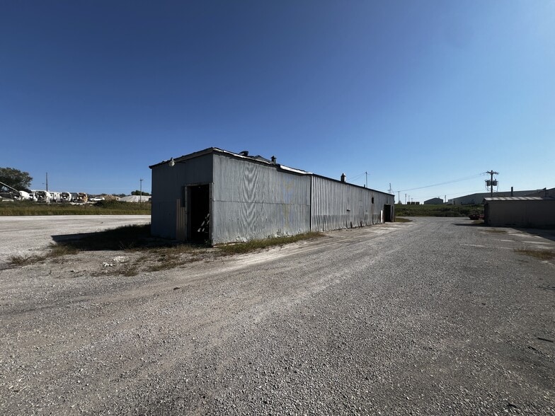 More Photos Of 1200 N 41st St, Bethany Industrial For Sale