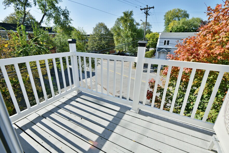 More Photos Of 369 Lafontaine Ave, Ottawa Apartments For Sale