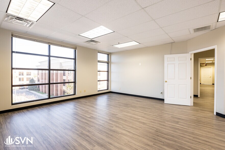 More Photos Of 1050 Monarch St, Lexington Office For Lease