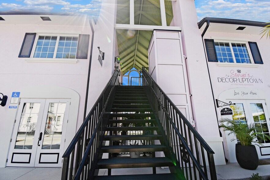 More Photos Of 3000 N Ponce De Leon Blvd, Saint Augustine Storefront Retail Office For Lease