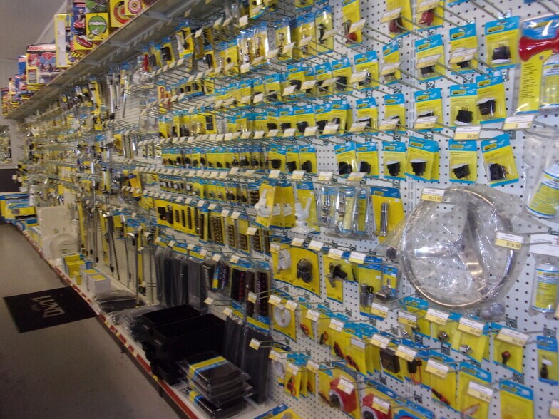 More Photos Of 1822 Hooksett Rd, Hooksett Specialty For Sale