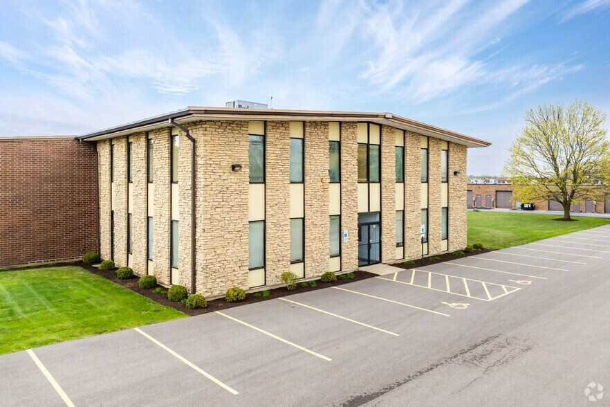 More Photos Of 740 Industrial Dr, Cary Manufacturing For Lease