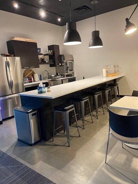 More Photos Of 14629 S Porter Rockwell Blvd, Bluffdale Showroom For Lease
