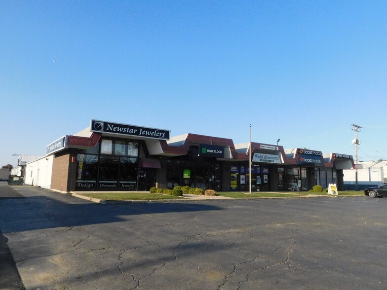 Primary Photo Of 2413-2419 W Jefferson St, Joliet Freestanding For Lease