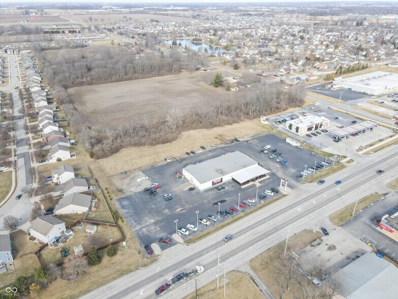 More Photos Of 2260 W Main St, Greenfield Service For Sale