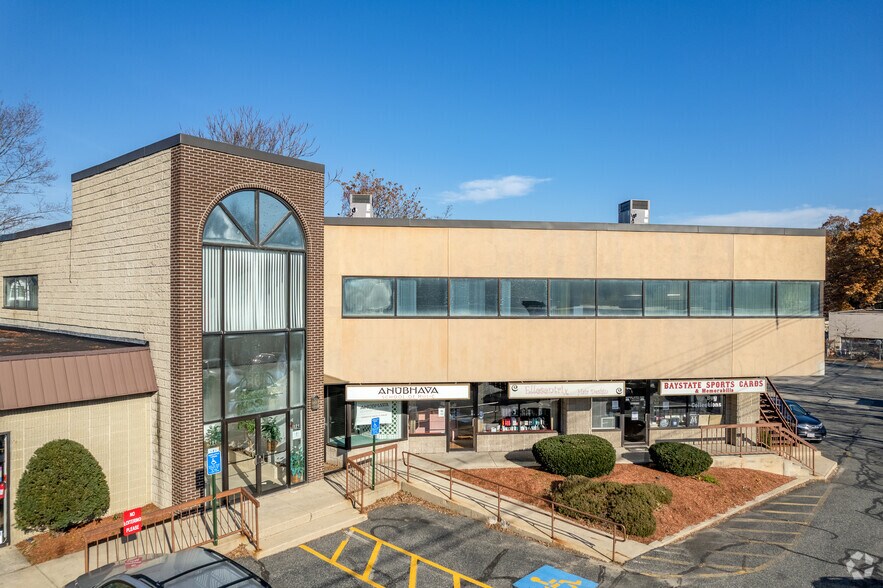 Primary Photo Of 861 Edgell Rd, Framingham Storefront For Lease