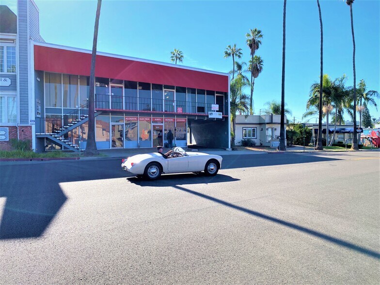 More Photos Of 8415 La Mesa Blvd, La Mesa Office For Sale