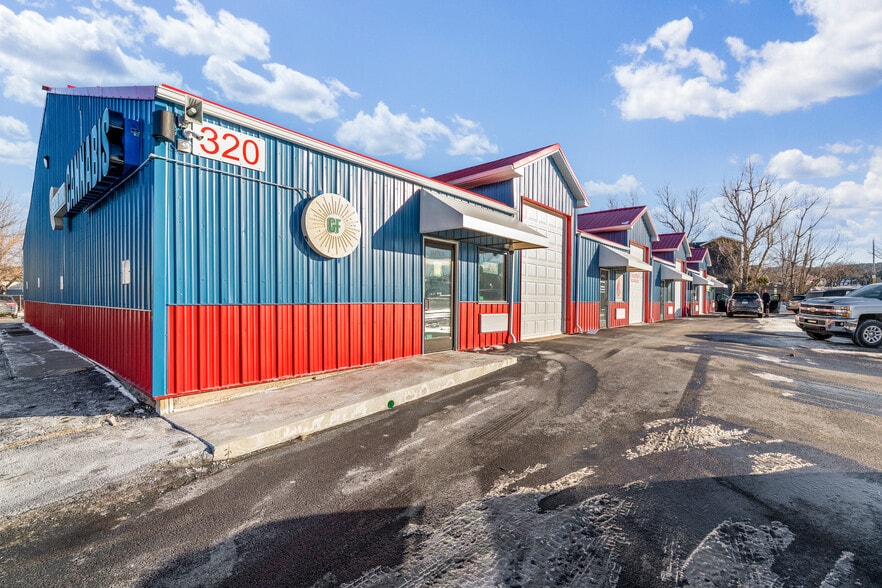 More Photos Of 320 S 26th St, Spearfish Storefront Retail Office For Sale