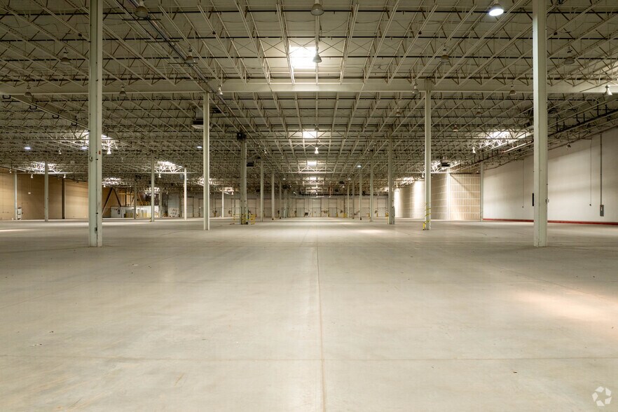 More Photos Of 1300 Desert Willow Rd, Los Lunas Manufacturing For Sale