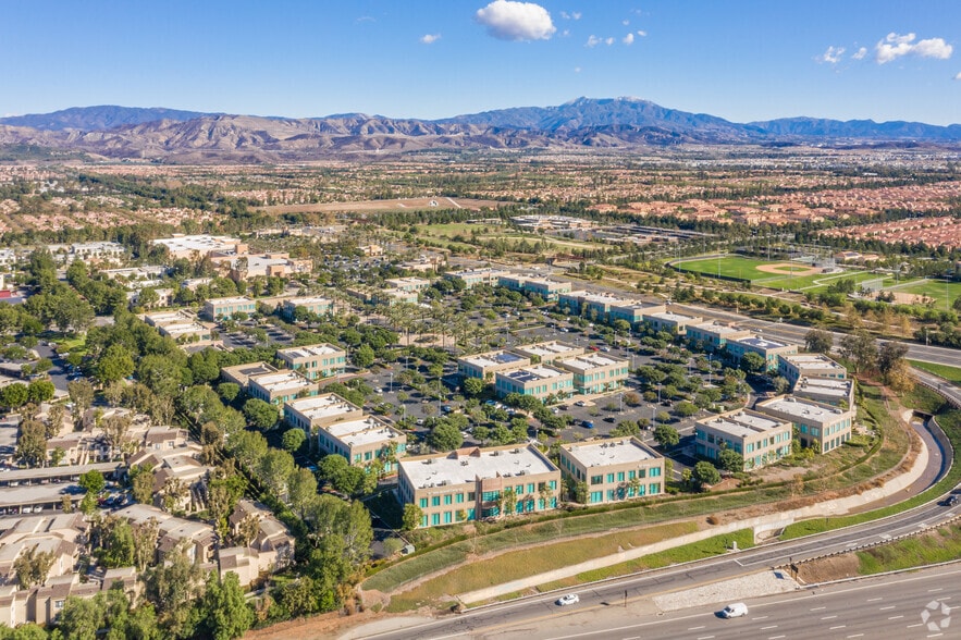 More Photos Of 1220 Roosevelt Ave, Irvine Loft Creative Space For Lease