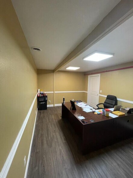 More Photos Of 506 Bear Creek Rd, Dalton Manufacturing For Sale