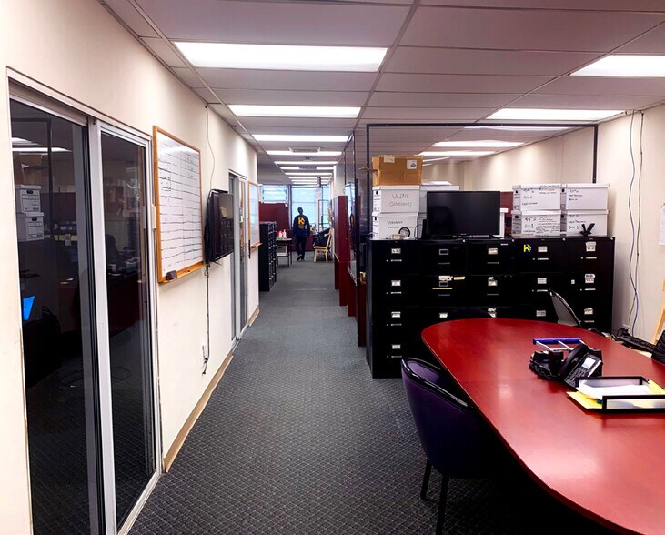 More Photos Of 211 E 123rd St, New York Warehouse For Lease