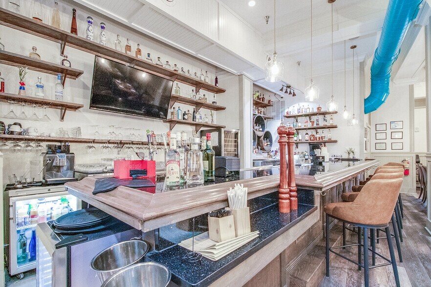 More Photos Of 21 E Athens St, Winder General Retail For Sale