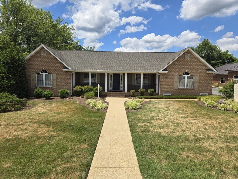More Photos Of 621 Warrenton Rd, Fredericksburg Office For Sale