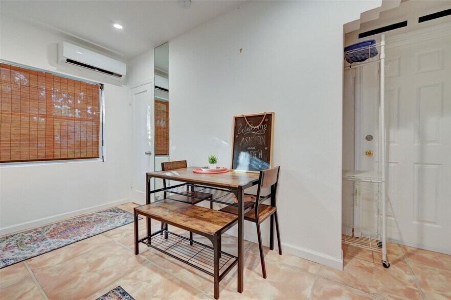 More Photos Of 1944 NE 5th St, Deerfield Beach Apartments For Sale